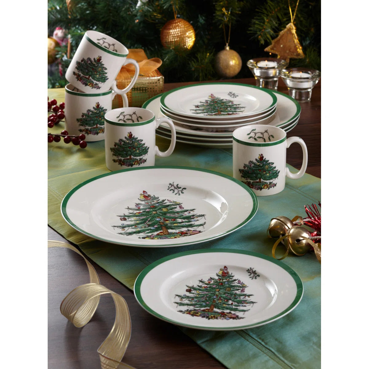 Christmas Tree 12-Piece Dinnerware Set with Plates & Mugs, Service for 4