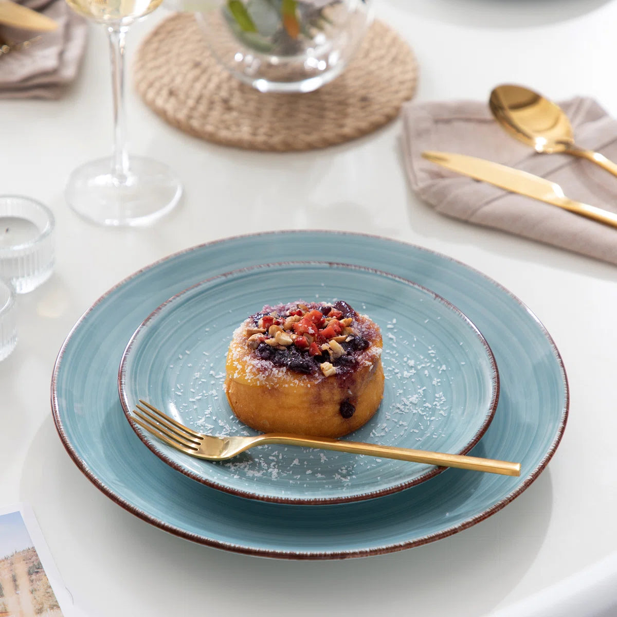 Bonita 18 Piece Stoneware Dinnerware Set - Service for 6